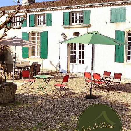 Logis De Chenac - Chambres Et Table D'Hotes Chenac Saint Seurin d'Uzet Luaran gambar