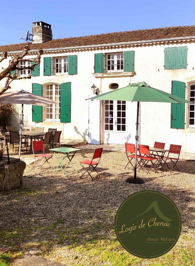 Logis De Chenac - Chambres Et Table D'Hotes Chenac Saint Seurin d'Uzet Luaran gambar
